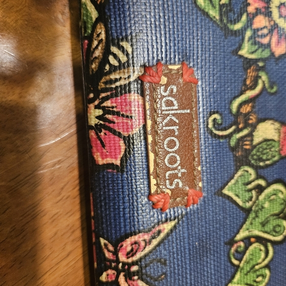 Sakroots wallet blue,red green, - Picture 3 of 10